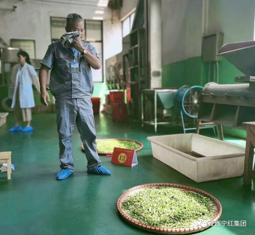 1645581980105006.jpg 4.jpg